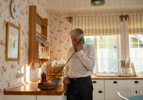 Blanca-Networks-Landline-Phone-683×1024 Senior-Using-Landline-Phone-with-Blanca-Networks